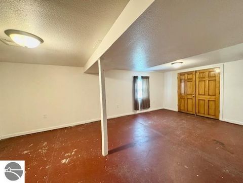 Tiny photo for 520 S Franklin, St Louis, MI 48880 (MLS # 1944198)