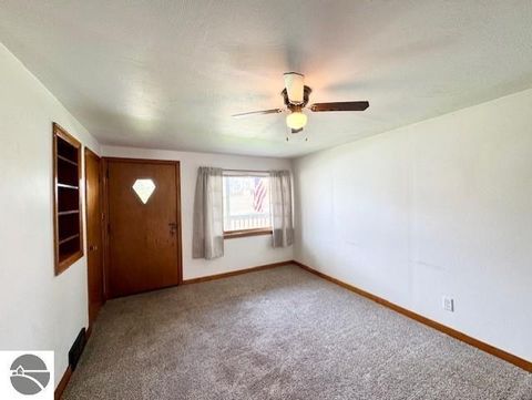 Tiny photo for 520 S Franklin, St Louis, MI 48880 (MLS # 1944198)