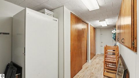 Tiny photo for 115 Golfside Drive, Alma, MI 48801 (MLS # 1948234)