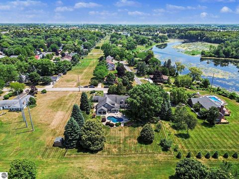 Tiny photo for 115 Golfside Drive, Alma, MI 48801 (MLS # 1948234)