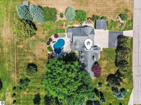 Tiny photo for 115 Golfside Drive, Alma, MI 48801 (MLS # 1948234)