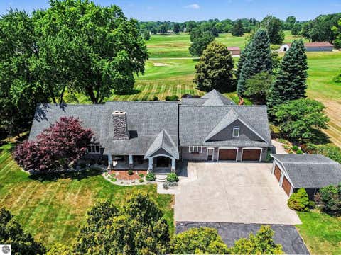 Photo of 115 Golfside Drive, Alma, MI 48801 (MLS # 1948234)