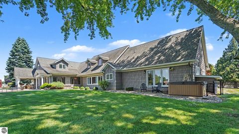 Tiny photo for 115 Golfside Drive, Alma, MI 48801 (MLS # 1948234)