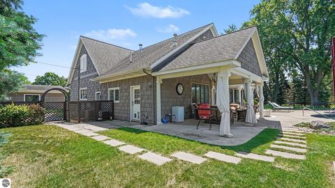 Tiny photo for 115 Golfside Drive, Alma, MI 48801 (MLS # 1948234)