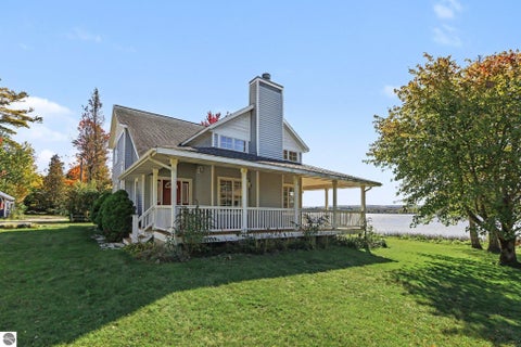 Tiny photo for 3011 Herron Road, Frankfort, MI 49635 (MLS # 1949484)