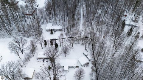 Tiny photo for 114 Bay City Trail, Houghton Lake, MI 48629 (MLS # 1942050)