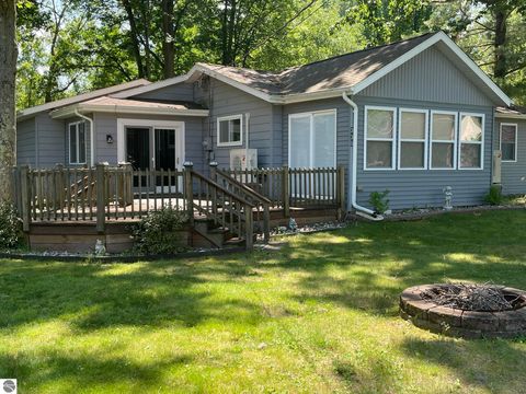 Tiny photo for 330 N Henderson Lake Drive, Lupton, MI 48635 (MLS # 1947934)