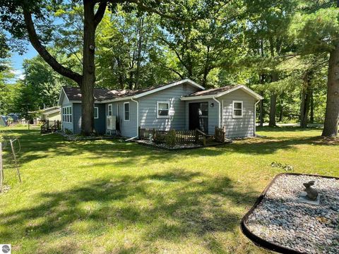 Tiny photo for 330 N Henderson Lake Drive, Lupton, MI 48635 (MLS # 1947934)