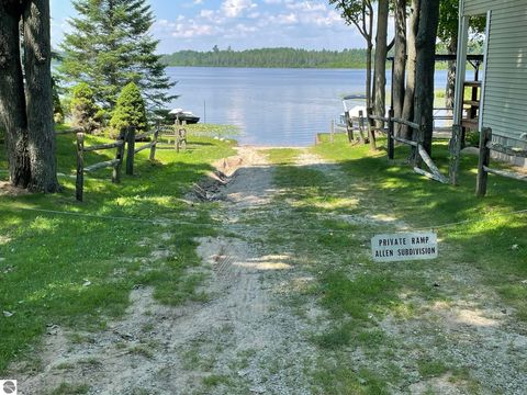 Tiny photo for 330 N Henderson Lake Drive, Lupton, MI 48635 (MLS # 1947934)