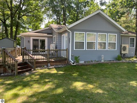 Tiny photo for 330 N Henderson Lake Drive, Lupton, MI 48635 (MLS # 1947934)
