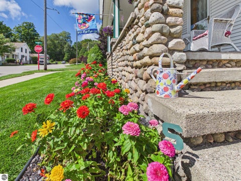 Tiny photo for 118 W Adams Street, Suttons Bay, MI 49682 (MLS # 1951201)