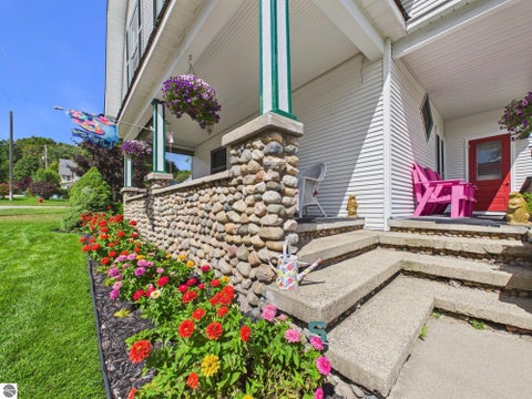 Tiny photo for 118 W Adams Street, Suttons Bay, MI 49682 (MLS # 1951201)