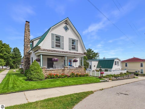 Tiny photo for 118 W Adams Street, Suttons Bay, MI 49682 (MLS # 1951201)