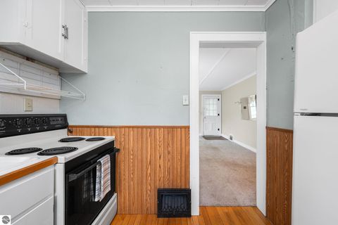 Tiny photo for 1314 S Union Street, Traverse City, MI 49684 (MLS # 1945154)