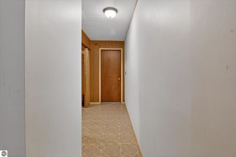 Tiny photo for 410 Orchard Court, St Louis, MI 48880 (MLS # 1945176)