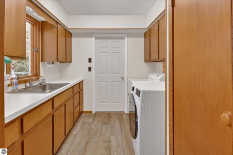 Tiny photo for 410 Orchard Court, St Louis, MI 48880 (MLS # 1945176)