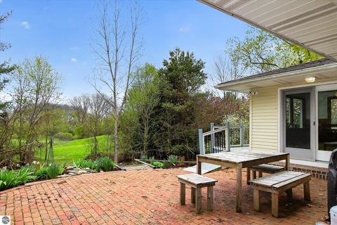 Tiny photo for 410 Orchard Court, St Louis, MI 48880 (MLS # 1945176)