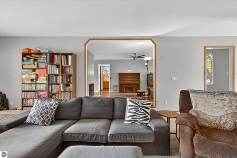 Tiny photo for 410 Orchard Court, St Louis, MI 48880 (MLS # 1945176)