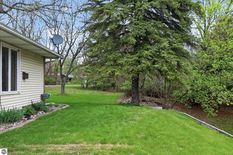 Tiny photo for 410 Orchard Court, St Louis, MI 48880 (MLS # 1945176)