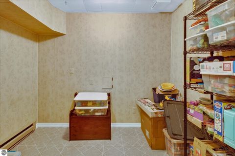 Tiny photo for 410 Orchard Court, St Louis, MI 48880 (MLS # 1945176)