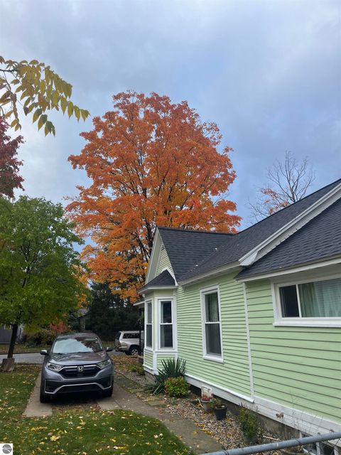 Tiny photo for 136 E Fifteenth Street, Traverse City, MI 49684 (MLS # 1943229)