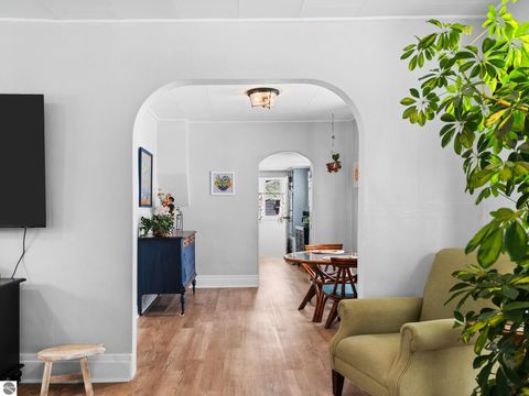 Tiny photo for 136 E Fifteenth Street, Traverse City, MI 49684 (MLS # 1943229)