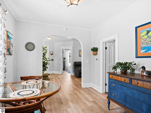 Tiny photo for 136 E Fifteenth Street, Traverse City, MI 49684 (MLS # 1943229)