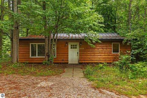 Photo of 1304 Poplar Drive, Ne DR, Kalkaska, MI 49646 (MLS # 1948058)