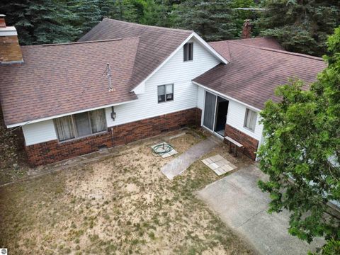 Photo of 1908 Sanderson, Prescott, MI 48756 (MLS # 1948501)
