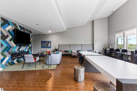 Tiny photo for 630 S Garfield Avenue #215, Traverse City, MI 49686 (MLS # 1941633)