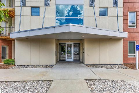 Tiny photo for 630 S Garfield Avenue #215, Traverse City, MI 49686 (MLS # 1941633)