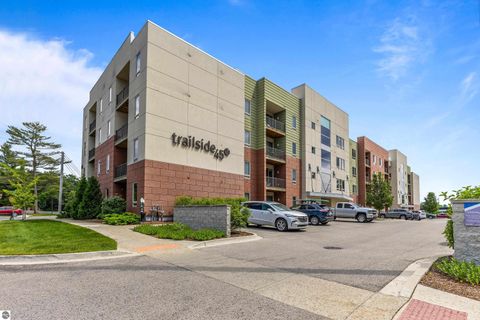 Tiny photo for 630 S Garfield Avenue #215, Traverse City, MI 49686 (MLS # 1941633)