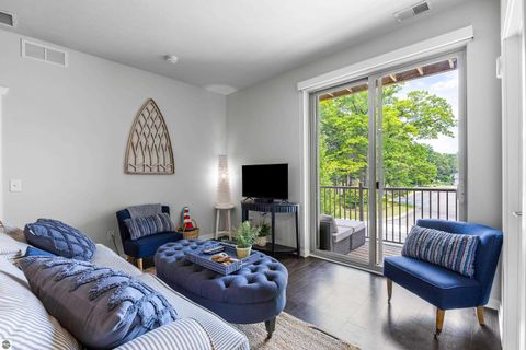 Tiny photo for 630 S Garfield Avenue #215, Traverse City, MI 49686 (MLS # 1941633)