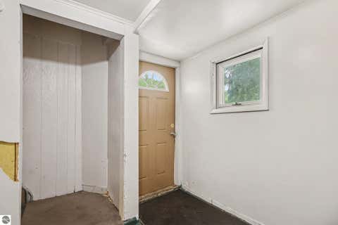 Tiny photo for 725 N Lake Street, Cadillac, MI 49601 (MLS # 1948772)