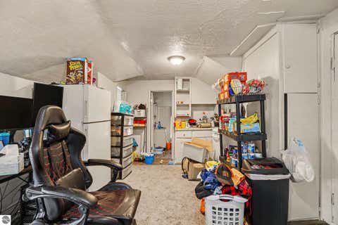 Tiny photo for 725 N Lake Street, Cadillac, MI 49601 (MLS # 1948772)
