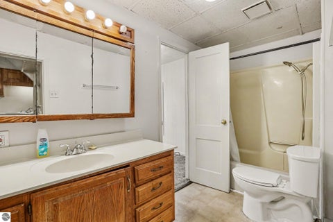 Tiny photo for 725 N Lake Street, Cadillac, MI 49601 (MLS # 1948772)