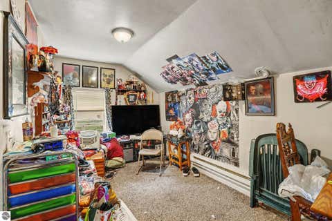 Tiny photo for 725 N Lake Street, Cadillac, MI 49601 (MLS # 1948772)