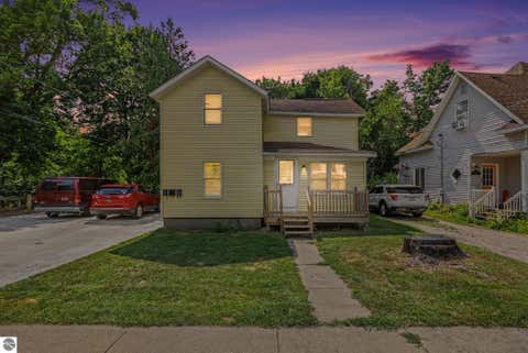 Tiny photo for 725 N Lake Street, Cadillac, MI 49601 (MLS # 1948772)