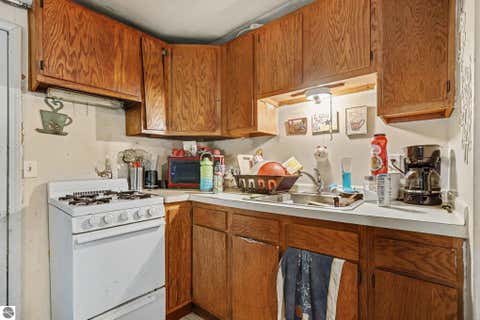 Tiny photo for 725 N Lake Street, Cadillac, MI 49601 (MLS # 1948772)