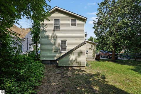 Tiny photo for 725 N Lake Street, Cadillac, MI 49601 (MLS # 1948772)