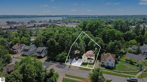 Tiny photo for 725 N Lake Street, Cadillac, MI 49601 (MLS # 1948772)