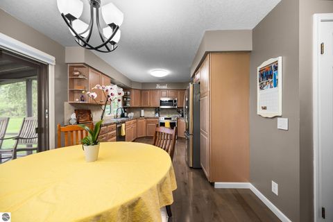 Tiny photo for 5030 S Isabella Road, Mt Pleasant, MI 48858 (MLS # 1942877)