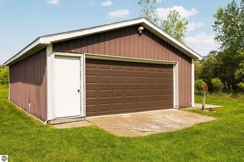 Tiny photo for 5030 S Isabella Road, Mt Pleasant, MI 48858 (MLS # 1942877)