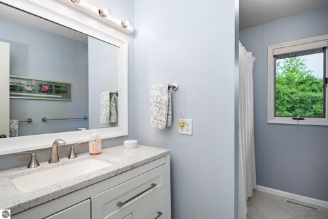 Tiny photo for 5030 S Isabella Road, Mt Pleasant, MI 48858 (MLS # 1942877)