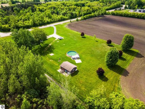Tiny photo for 5030 S Isabella Road, Mt Pleasant, MI 48858 (MLS # 1942877)