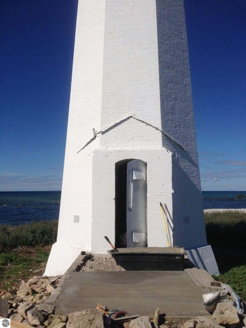 Tiny photo for 00 Gravelly Shoal Lighthouse, Saginaw, MI 48703 (MLS # 1946298)