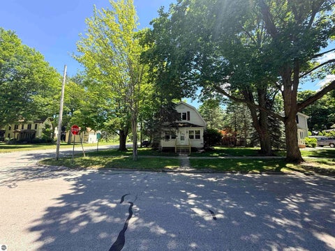 Tiny photo for 524 N Kinney, Mt Pleasant, MI 48858 (MLS # 1947041)