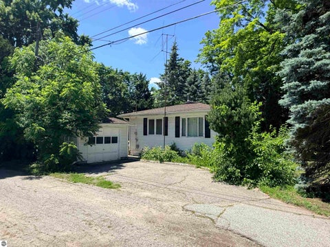 Tiny photo for 524 N Kinney, Mt Pleasant, MI 48858 (MLS # 1947041)