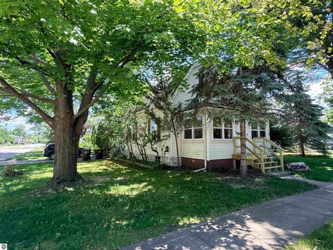 Tiny photo for 524 N Kinney, Mt Pleasant, MI 48858 (MLS # 1947041)