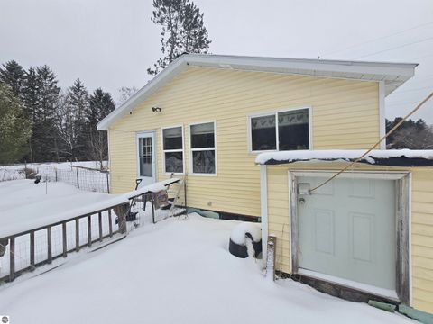 Tiny photo for 104 E Gossman Street, Harrietta, MI 49638 (MLS # 1941774)